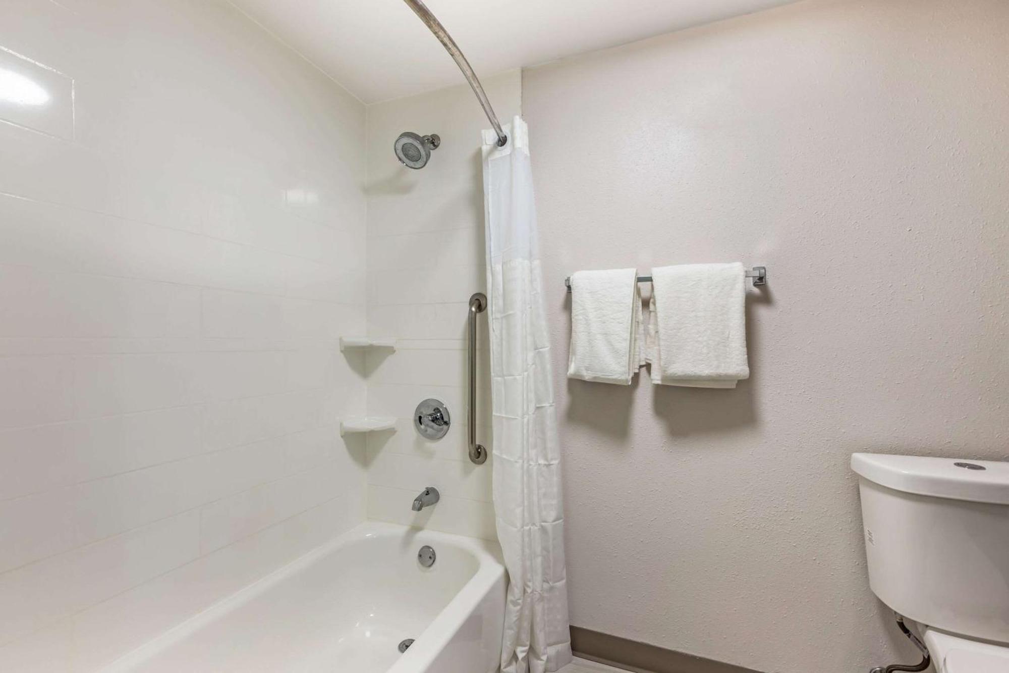 Comfort Inn & Suites Arlington Heights - Buffalo Grove Zewnętrze zdjęcie